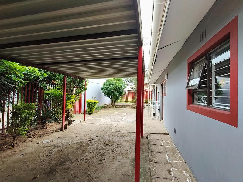 4 Bedroom Property for Sale in Mthata Eastern Cape